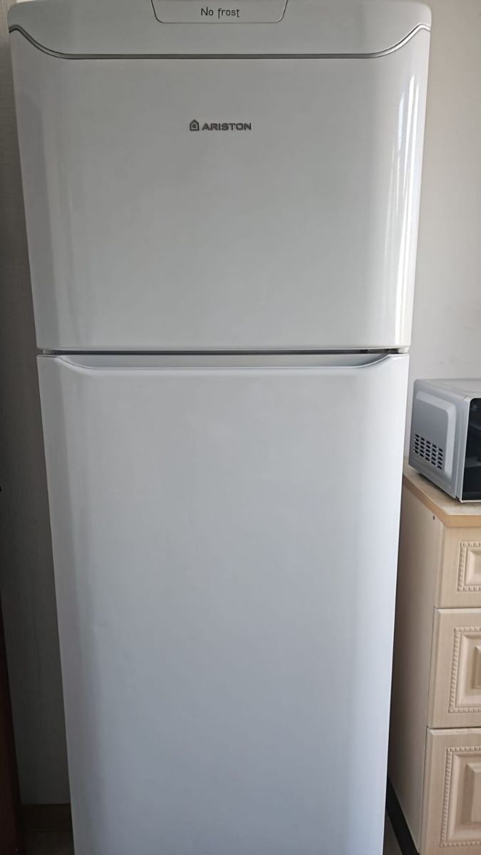 Hotpoint-Ariston: поставил блок питания 12 В на вентилятор — фото 1